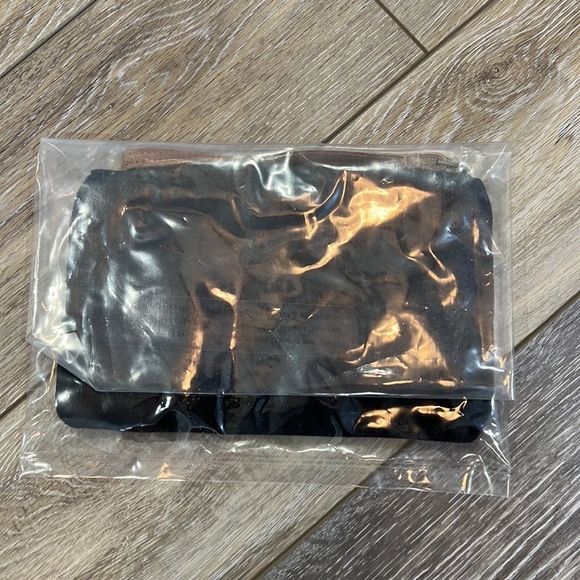 Handmade Leopard Pattern Clutch - Picture 8 of 8